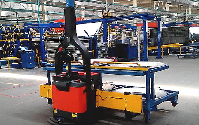 1500kg Load Laser Guided AGV , Automated Forklift Trucks Steering Wheel Driving