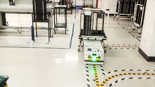 Magnetic Guided AGV Automatic Guided Vehicles 500-1500kg Loading Capacity